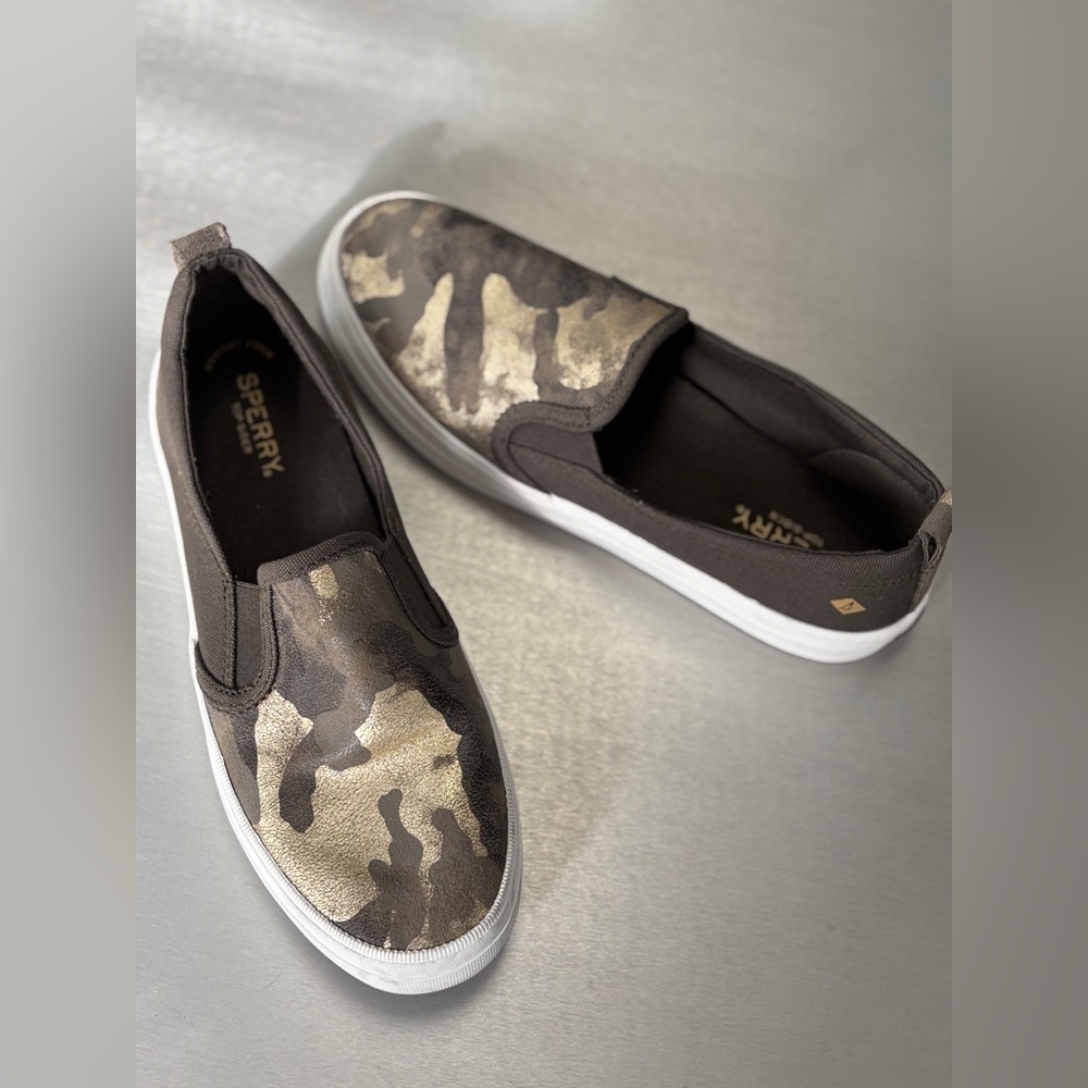 Sperry Camouflage Slip-On 8.5